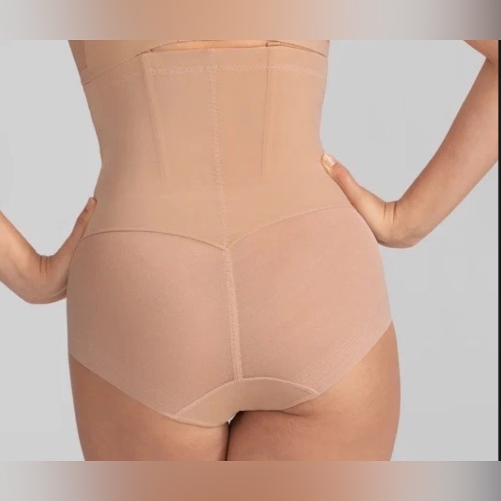 Honeylove SuperPower Brief High Waist Shapewear NWT Sand small left - Picture 4 of 5